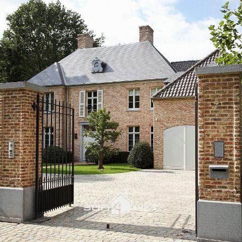 dich-vu-sua-chua-nha-tron-goi-gia-re-bao-nhieu-tien-3