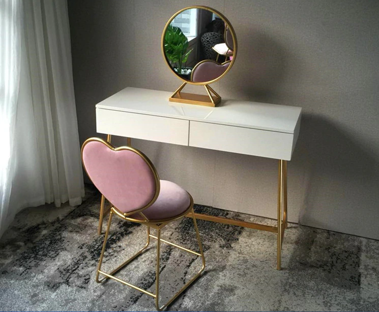 Chọn ghế bàn trang điểm phù hợp